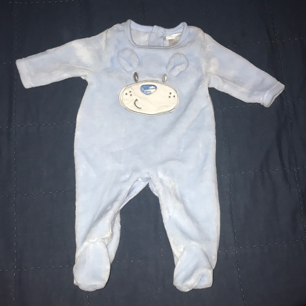 Baby footie body suit